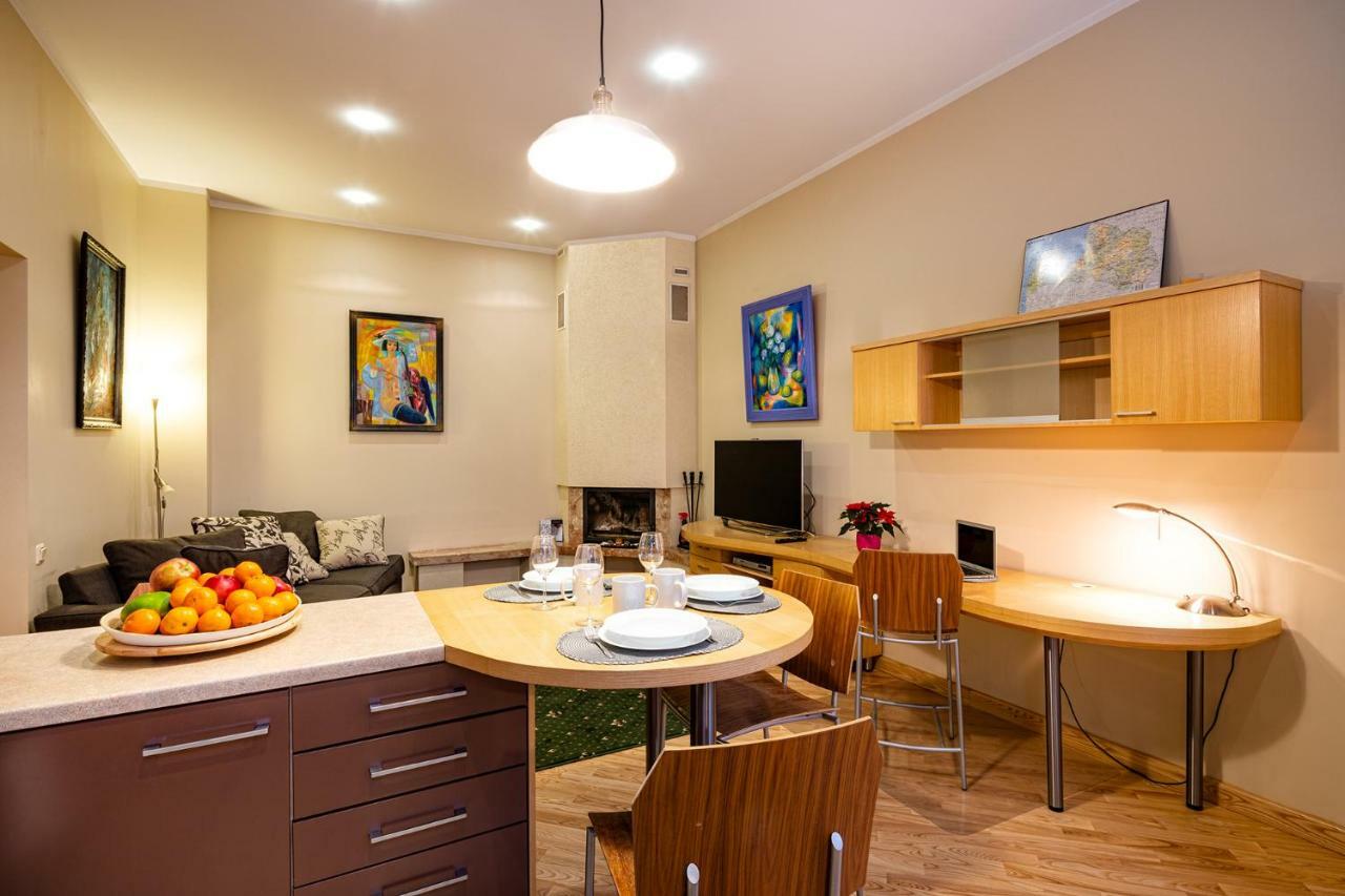 Kalnina Quiet Apartment In City Center Riga Exterior foto